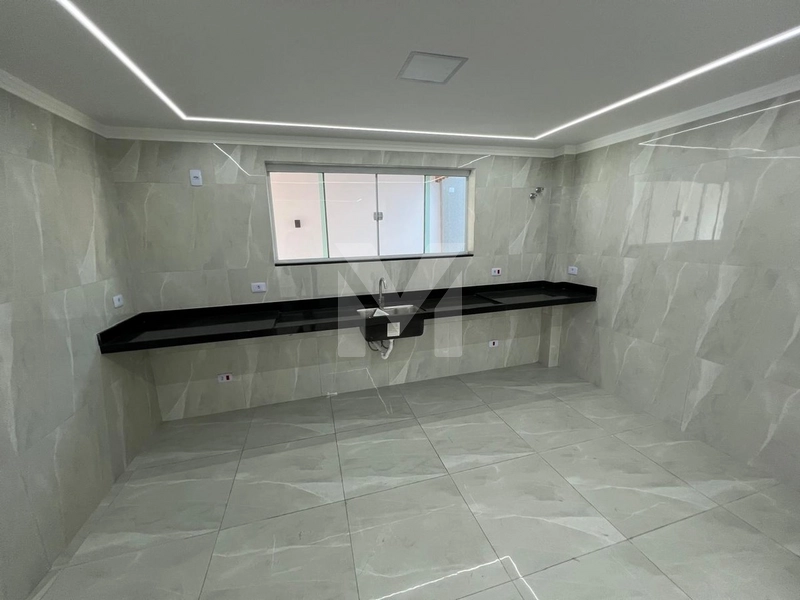 Casa com Piscina: 10ª foto da galeria de imagens do imóvel