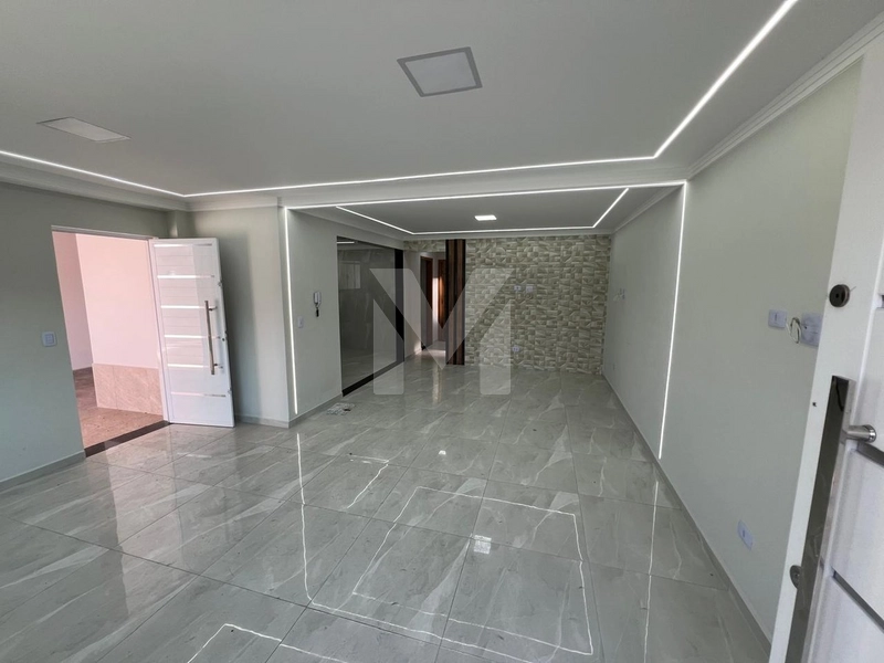 Casa com Piscina: 7ª foto da galeria de imagens do imóvel