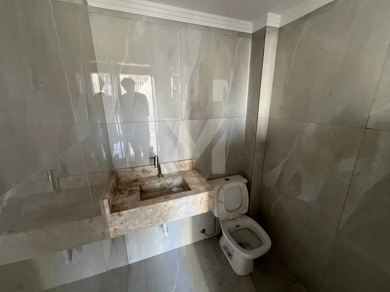 Casa com Piscina: 37ª foto da galeria de imagens do imóvel