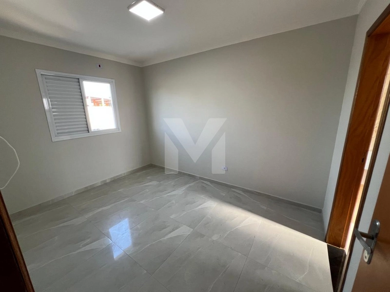 Casa com Piscina: 28ª foto da galeria de imagens do imóvel