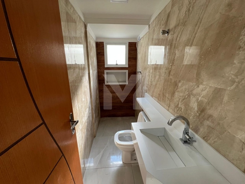Casa com Piscina: 13ª foto da galeria de imagens do imóvel