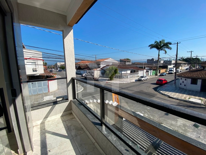 Sobrado individual de esquina Alto Padrão