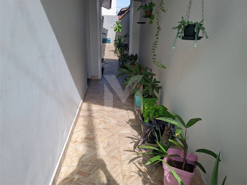 CASA NO BAIRRO MARACANÃ: 4ª foto da galeria de imagens do imóvel