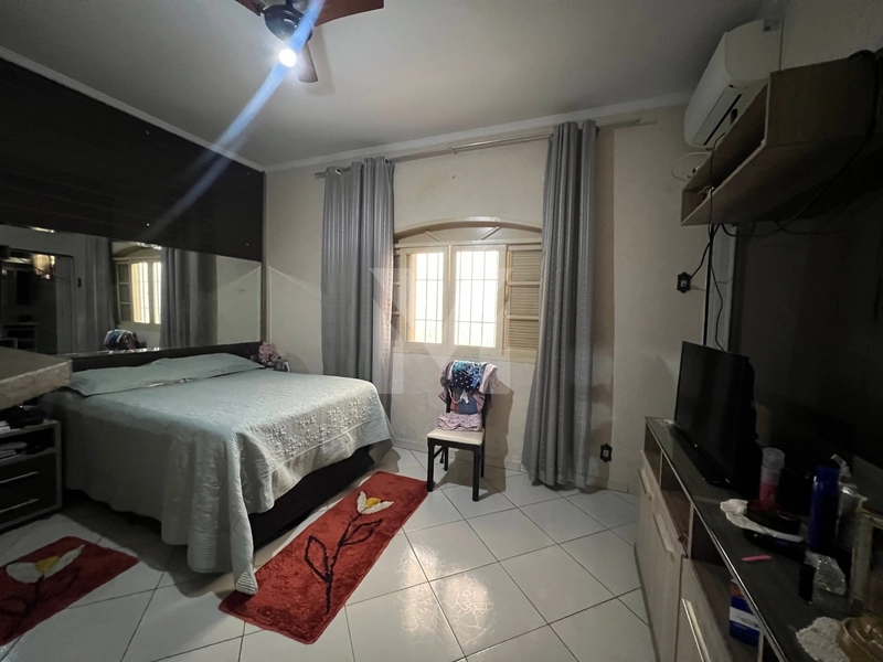 CASA ISOLADA NA GUILHERMINA: 20ª foto da galeria de imagens do imóvel