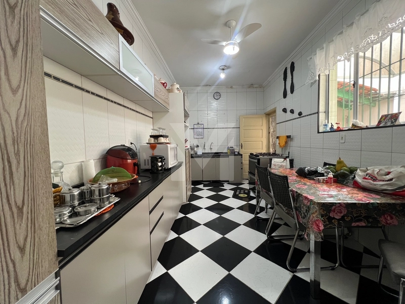 CASA ISOLADA NA GUILHERMINA: 15ª foto da galeria de imagens do imóvel