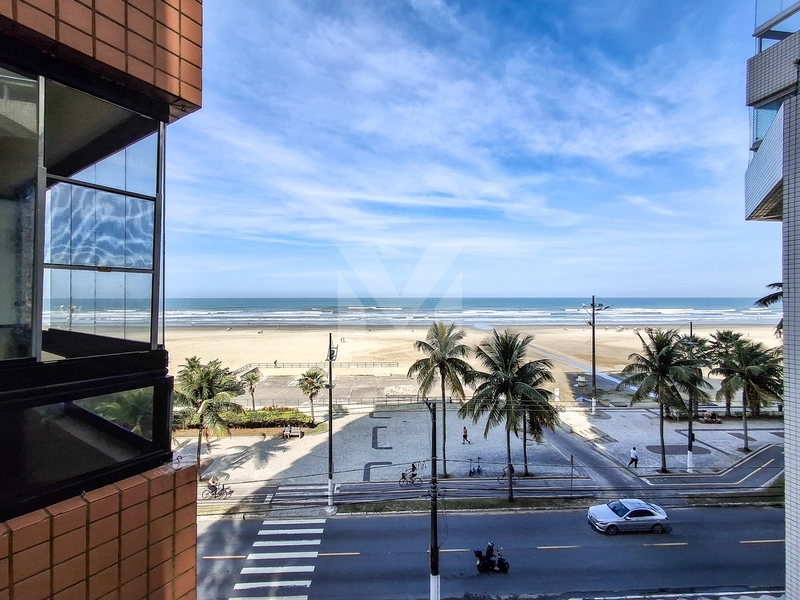2 dormitórios frente para o mar com sacada por apenas R$ 420 mil: 2ª foto da galeria de imagens do imóvel