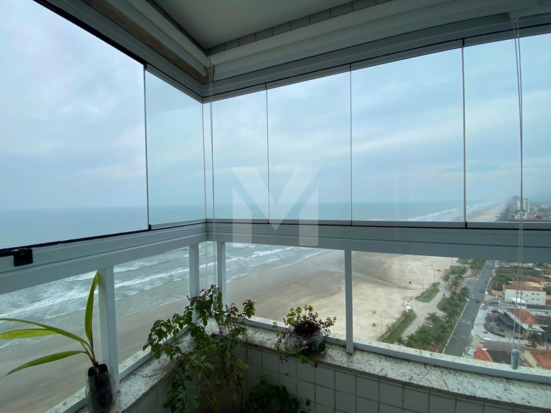 Apartamento 3 dormitórios sendo 3 suítes, 3 vagas de garagem.: 7ª foto da galeria de imagens do imóvel