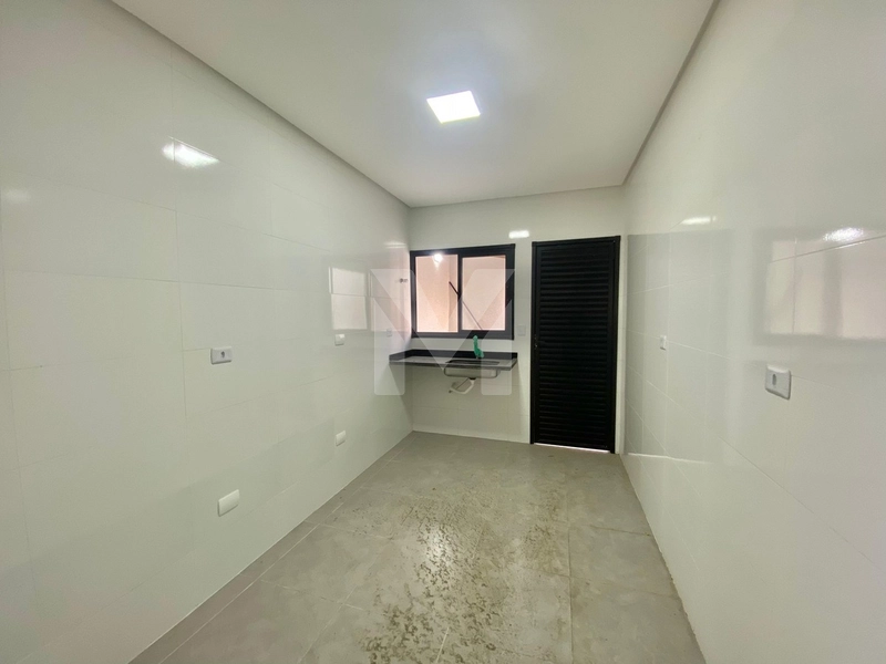 Sobrado de fundos com quintal amplo e privativo!!!: 6ª foto da galeria de imagens do imóvel