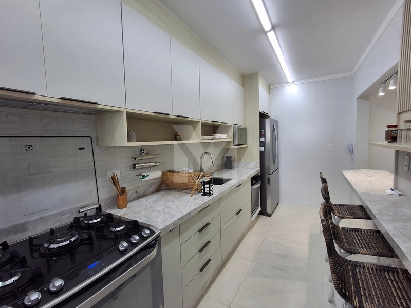 Lindo apartamento mobiliado com 3 dormitórios frente total para o mar: 23ª foto da galeria de imagens do imóvel