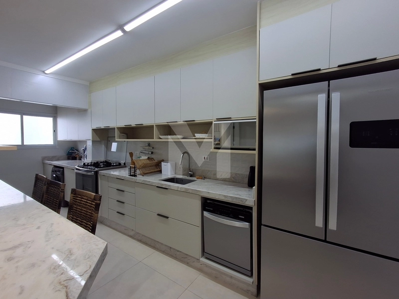 Lindo apartamento mobiliado com 3 dormitórios frente total para o mar: 18ª foto da galeria de imagens do imóvel