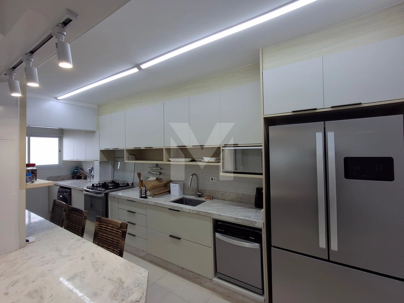 Lindo apartamento mobiliado com 3 dormitórios frente total para o mar: 25ª foto da galeria de imagens do imóvel