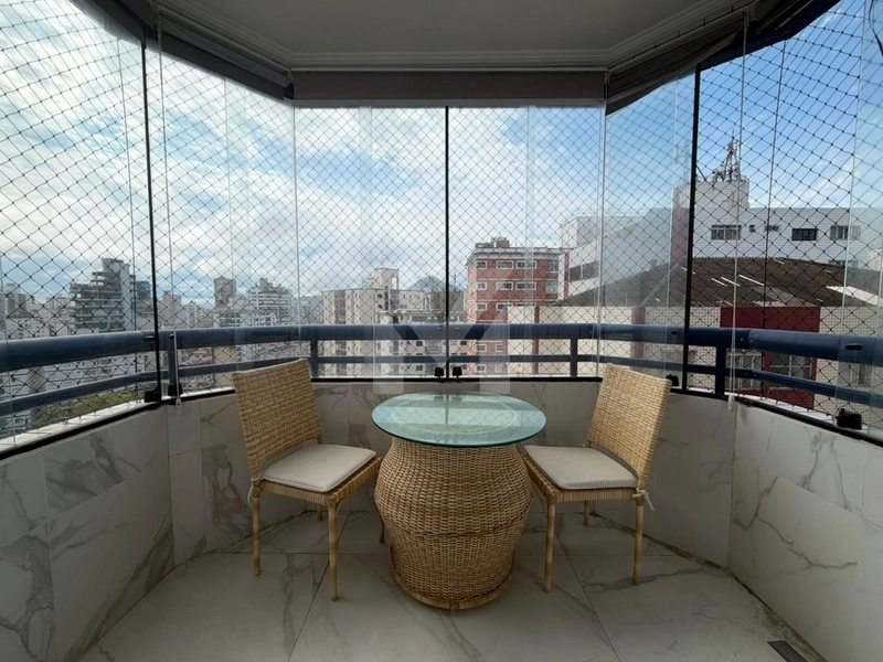 Apartamento com vista para o mar à venda, na Guilhermina