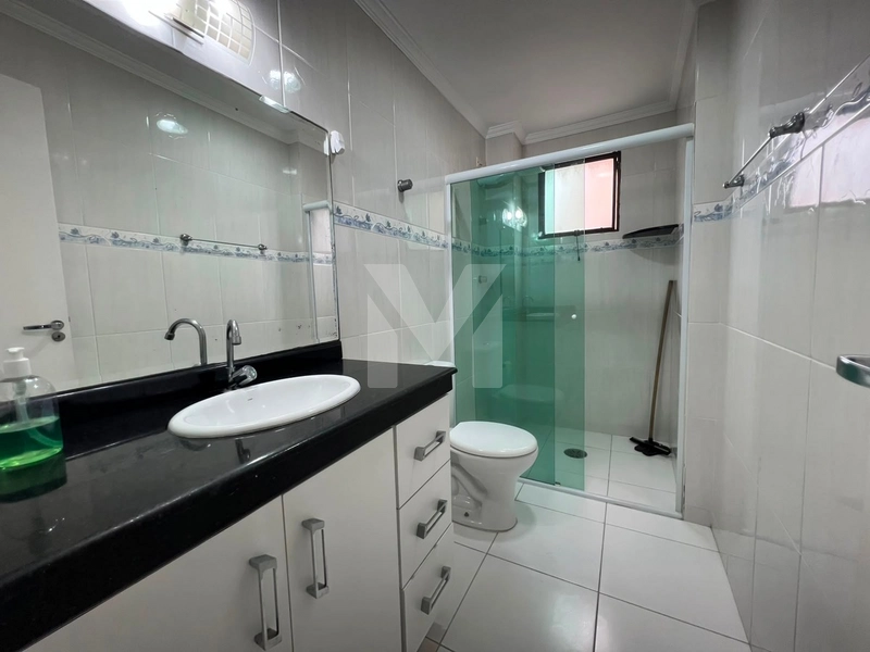 Apartamento amplo próximo a praia e diversos comércios: 11ª foto da galeria de imagens do imóvel