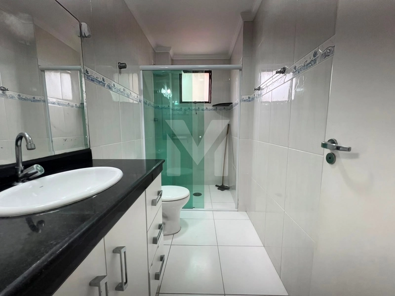 Apartamento amplo próximo a praia e diversos comércios: 10ª foto da galeria de imagens do imóvel