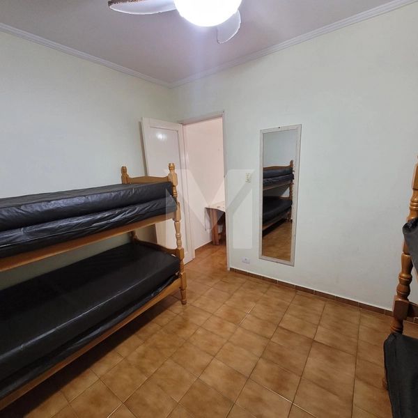 APARTAMENTO A 70 METROS DA PRAIA – VILA MIRIM: 6ª foto da galeria de imagens do imóvel