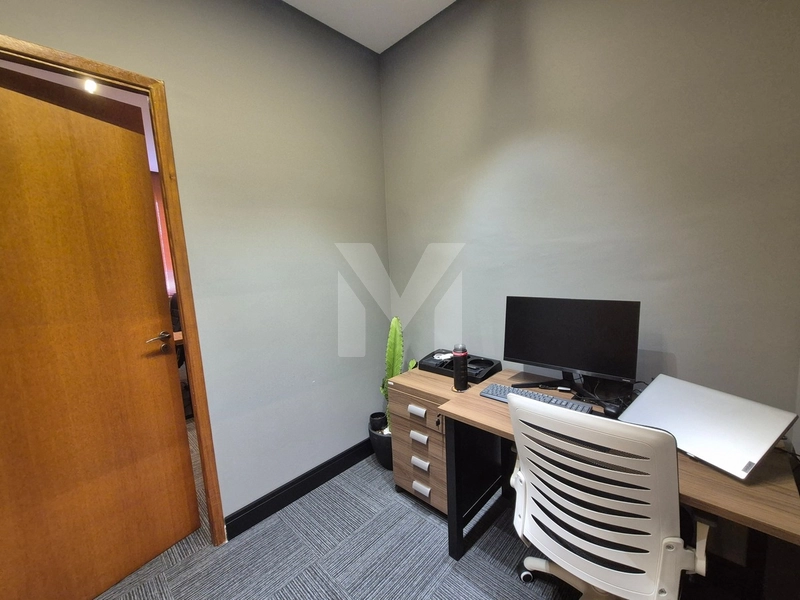 Sala Comercial Equipada à Venda — Centro de Praia Grande: 5ª foto da galeria de imagens do imóvel