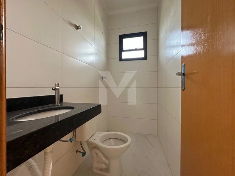 Casa de Frente com Sacada à Venda – Tude Bastos | Praia Grande: 12ª foto da galeria de imagens do imóvel