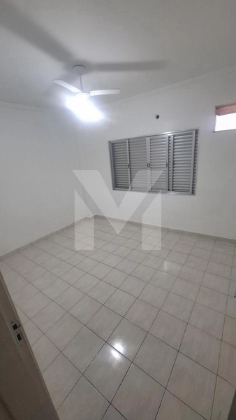 Oportunidade no Canto do Forte apenas 200m da praia: 8ª foto da galeria de imagens do imóvel