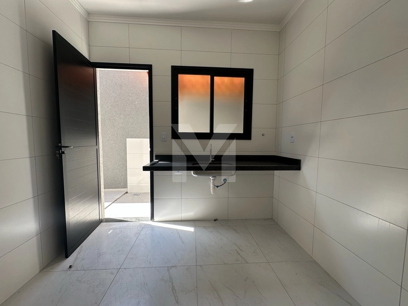 Sobrado em Condomínio à Venda – Tude Bastos | Praia Grande: 4ª foto da galeria de imagens do imóvel
