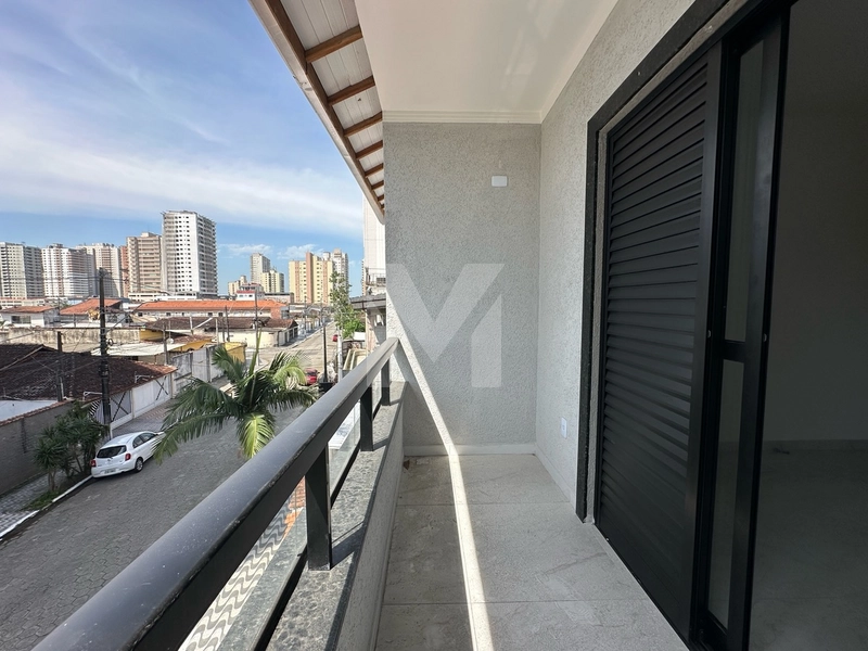 Casa em condomínio lado praia Aviaçao