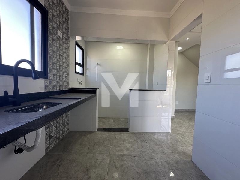 Excelente duplex no Tude Bastos com acabamento de alto padrão: 8ª foto da galeria de imagens do imóvel