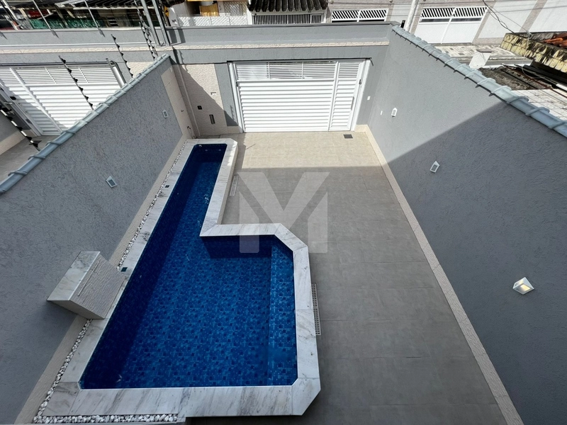 Casa Sobrado com piscina: 9ª foto da galeria de imagens do imóvel