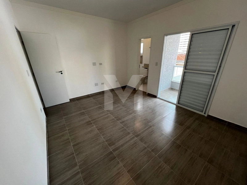 Casa Sobrado com piscina: 5ª foto da galeria de imagens do imóvel