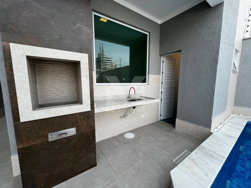 Casa Sobrado com piscina: 27ª foto da galeria de imagens do imóvel