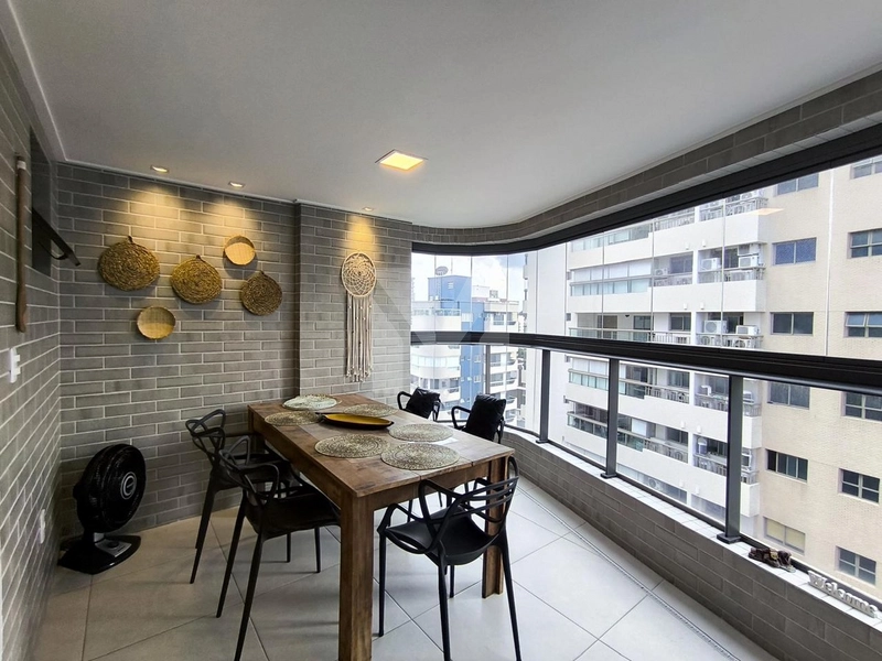 Apartamento com 2 suítes todo mobiliado no Canto do Forte: 1ª foto da galeria de imagens do imóvel