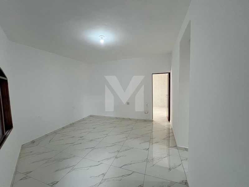 Casa individual com piscina: 12ª foto da galeria de imagens do imóvel