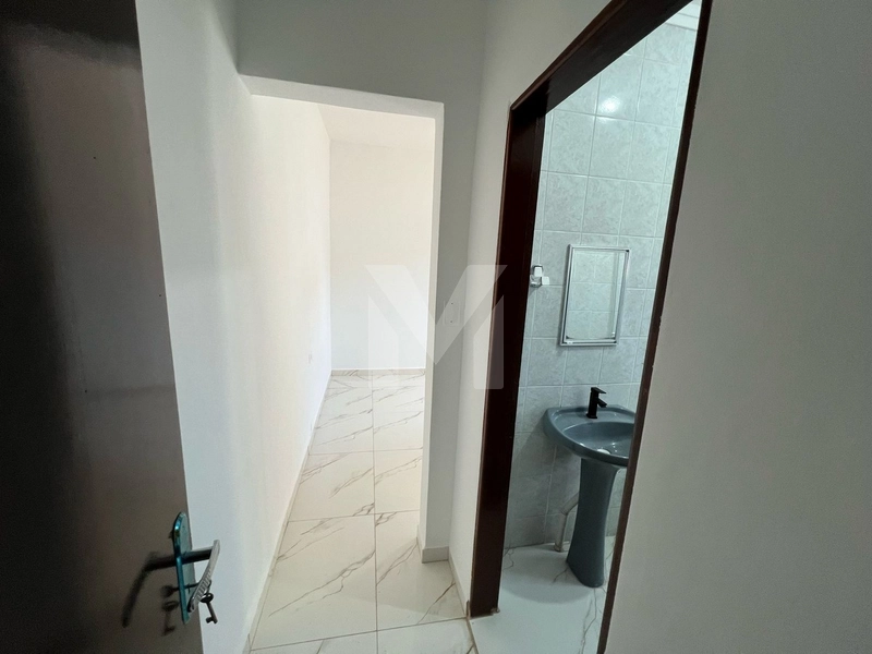 Casa individual com piscina: 19ª foto da galeria de imagens do imóvel