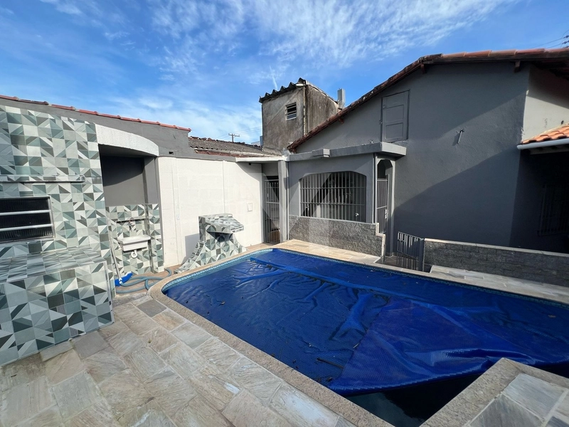 Casa individual com piscina: 31ª foto da galeria de imagens do imóvel