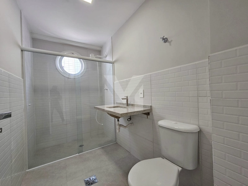 Apartamento 2 Dormitórios | Totalmente Reformado | Canto do Forte: 4ª foto da galeria de imagens do imóvel