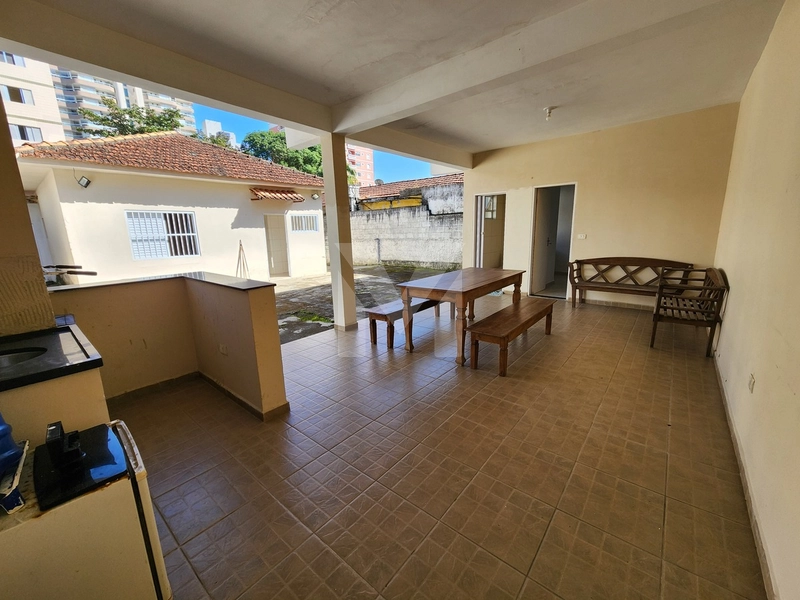 Casa para Locação – 2 Dormitórios | Quintal Amplo | A 200 M da Praia: 16ª foto da galeria de imagens do imóvel