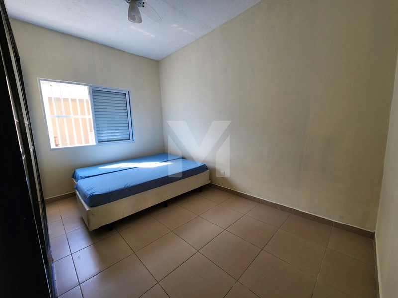 Casa para Locação – 2 Dormitórios | Quintal Amplo | A 200 M da Praia: 7ª foto da galeria de imagens do imóvel