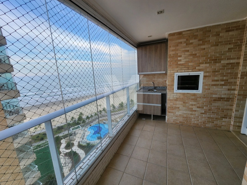APARTAMENTO PARA LOCAÇÃO – PÉ NA AREIA | PRAIA GRANDE: 1ª foto da galeria de imagens do imóvel