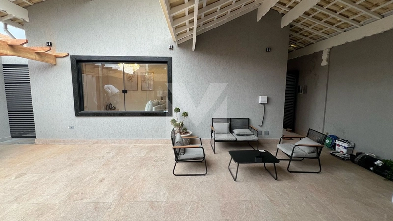 Casa Alto Padrão: 3ª foto da galeria de imagens do imóvel