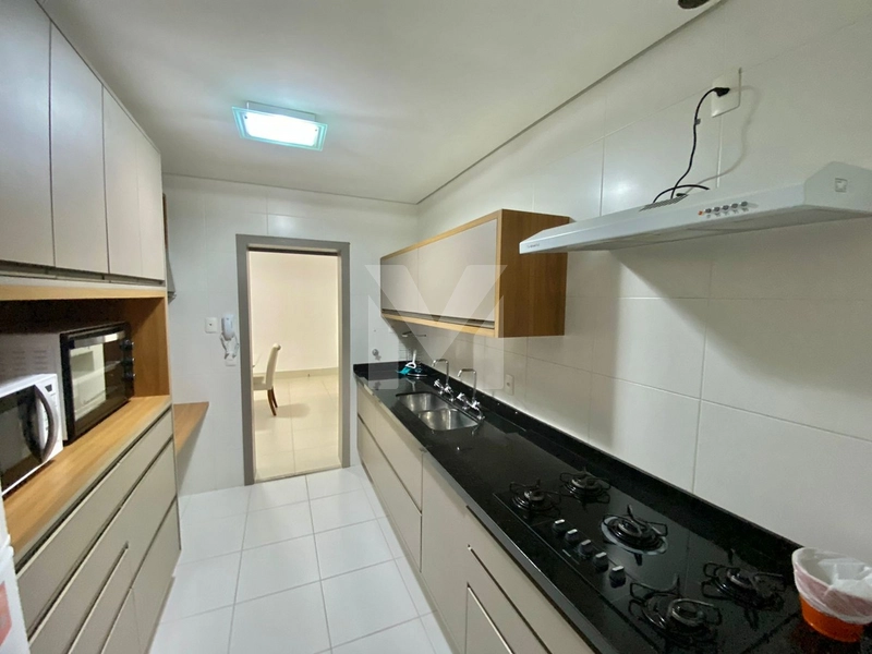 Apartamento Decorado a 50 Metros da Praia – 4 Dormitórios: 10ª foto da galeria de imagens do imóvel