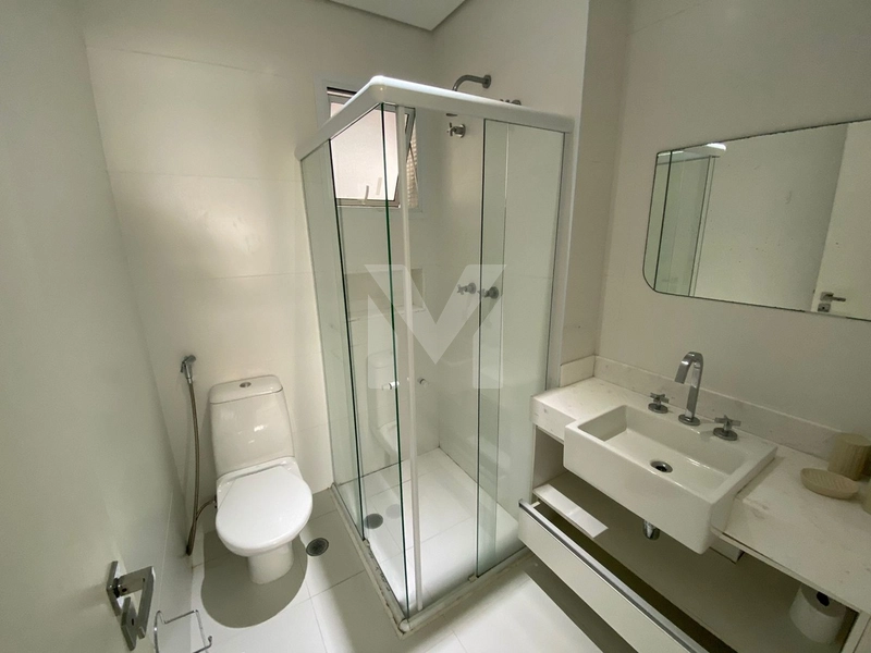 Apartamento Decorado a 50 Metros da Praia – 4 Dormitórios: 33ª foto da galeria de imagens do imóvel