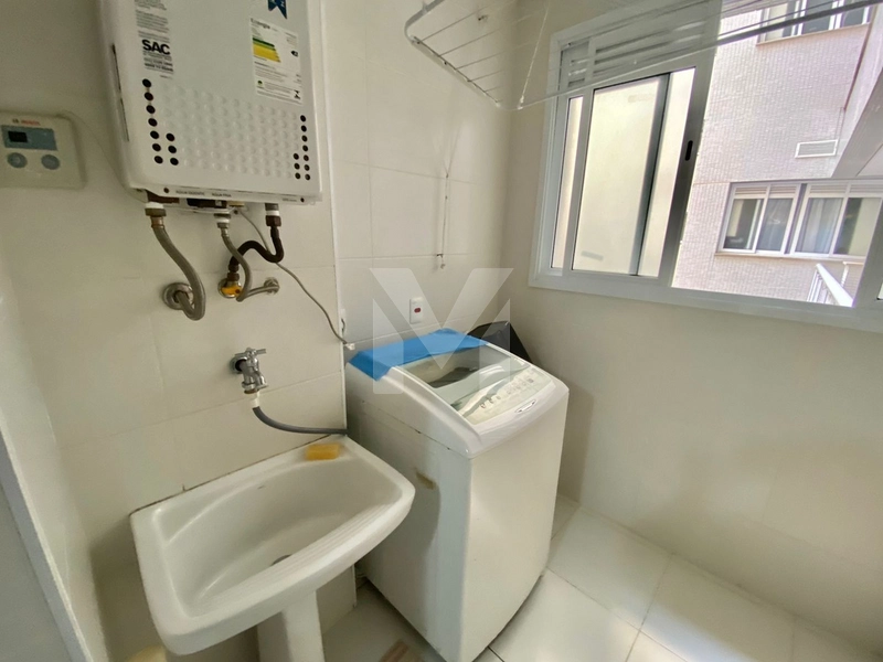 Apartamento Decorado a 50 Metros da Praia – 4 Dormitórios: 13ª foto da galeria de imagens do imóvel