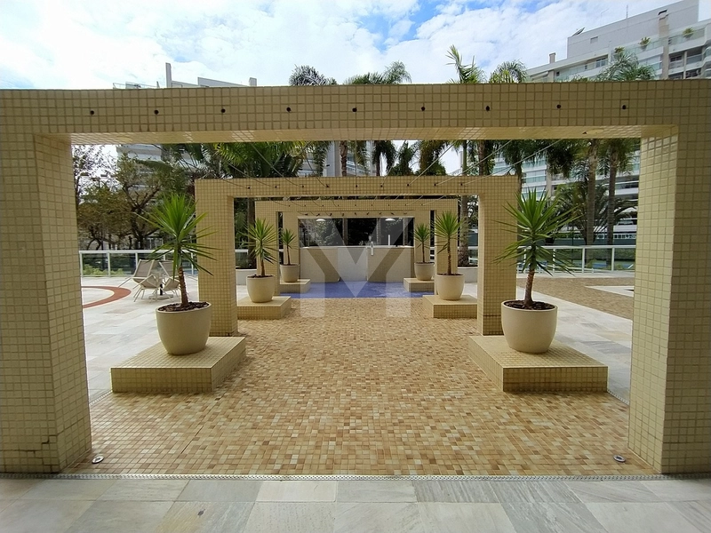 Apartamento Decorado a 50 Metros da Praia – 4 Dormitórios: 49ª foto da galeria de imagens do imóvel