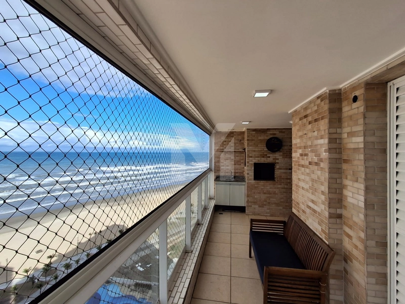 Apartamento frente para o mar com 3 dormitórios e lazer de clube: 1ª foto da galeria de imagens do imóvel