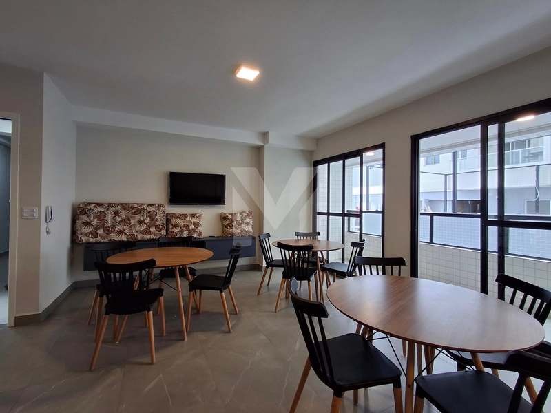 Lindo apartamento de 2 dormitórios frente total para o mar: 28ª foto da galeria de imagens do imóvel