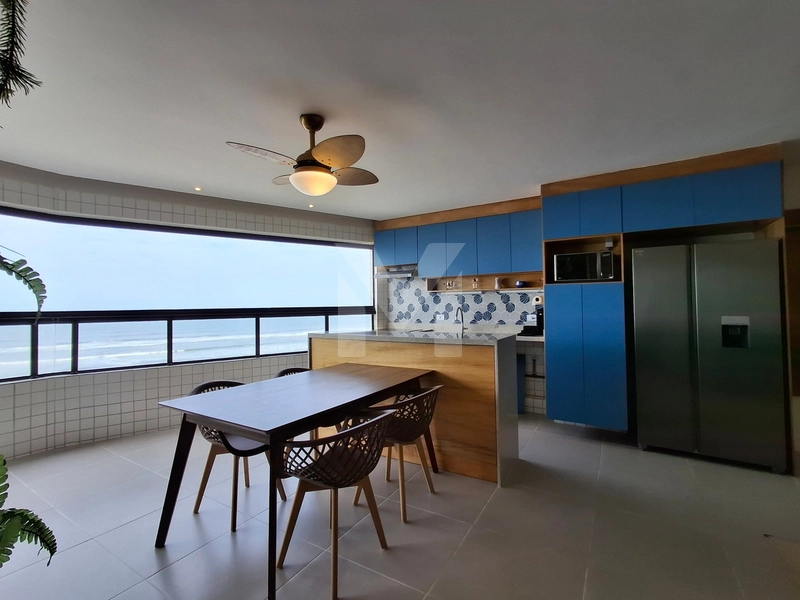 Lindo apartamento de 2 dormitórios frente total para o mar: 10ª foto da galeria de imagens do imóvel
