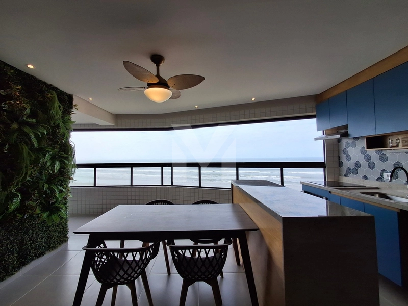 Lindo apartamento de 2 dormitórios frente total para o mar: 9ª foto da galeria de imagens do imóvel