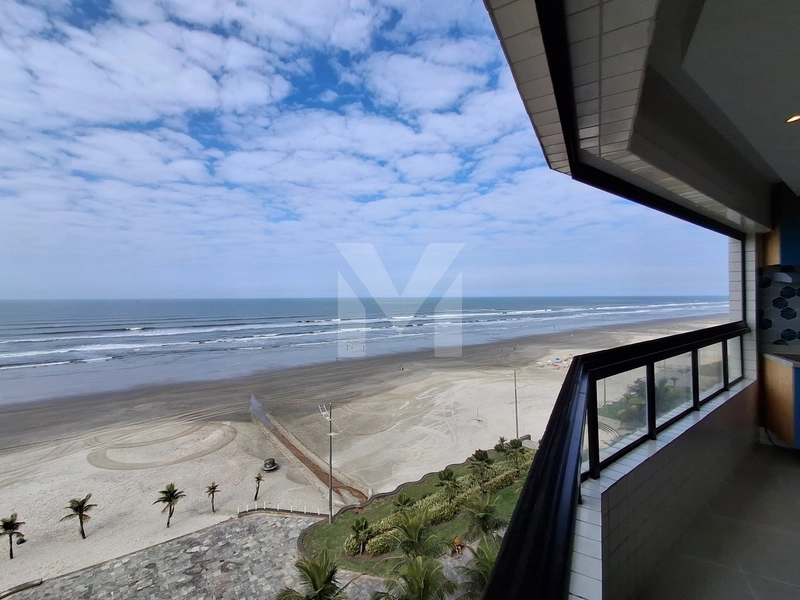 Lindo apartamento de 2 dormitórios frente total para o mar: 2ª foto da galeria de imagens do imóvel
