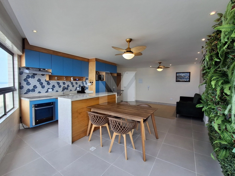 Lindo apartamento de 2 dormitórios frente total para o mar: 4ª foto da galeria de imagens do imóvel