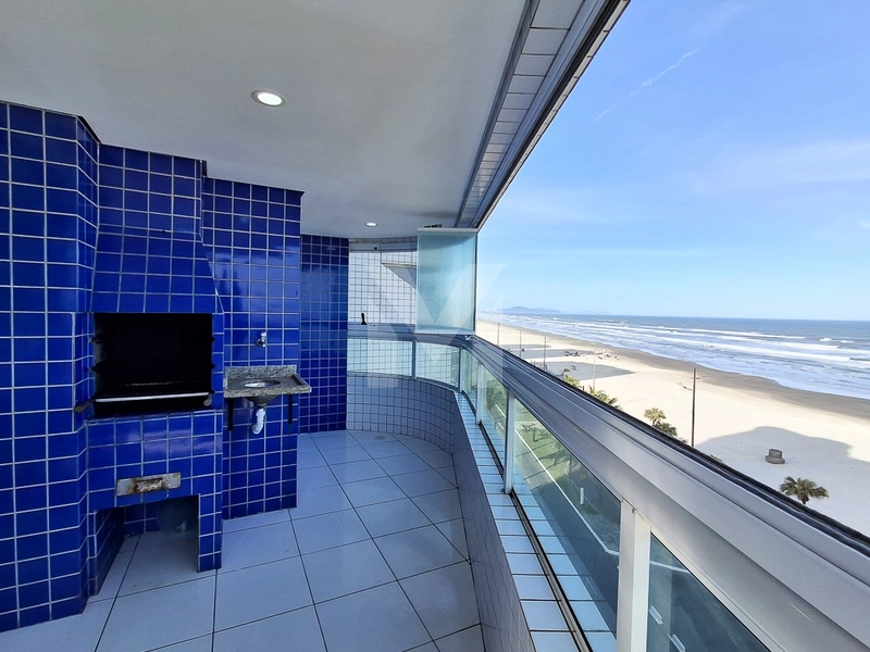 Apartamento frente mar 2 dormitórios e sacada gourmet por R$ 550 mil: 2ª foto da galeria de imagens do imóvel