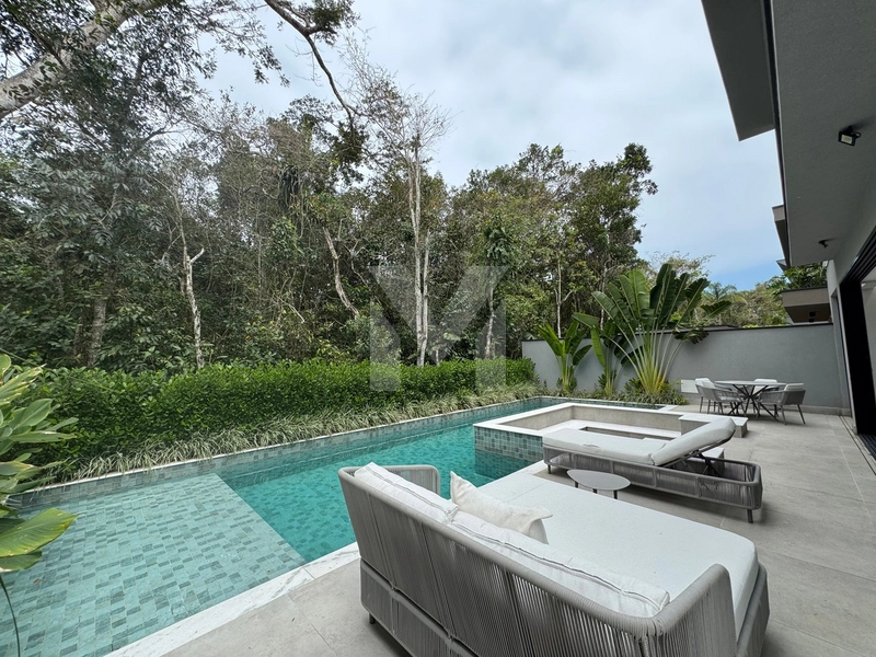 Casa Espetacular com 6 Suítes, Piscina e Praça do Fogo na Riviera: 27ª foto da galeria de imagens do imóvel