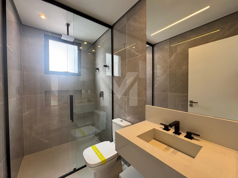 Casa Espetacular com 6 Suítes, Piscina e Praça do Fogo na Riviera: 12ª foto da galeria de imagens do imóvel